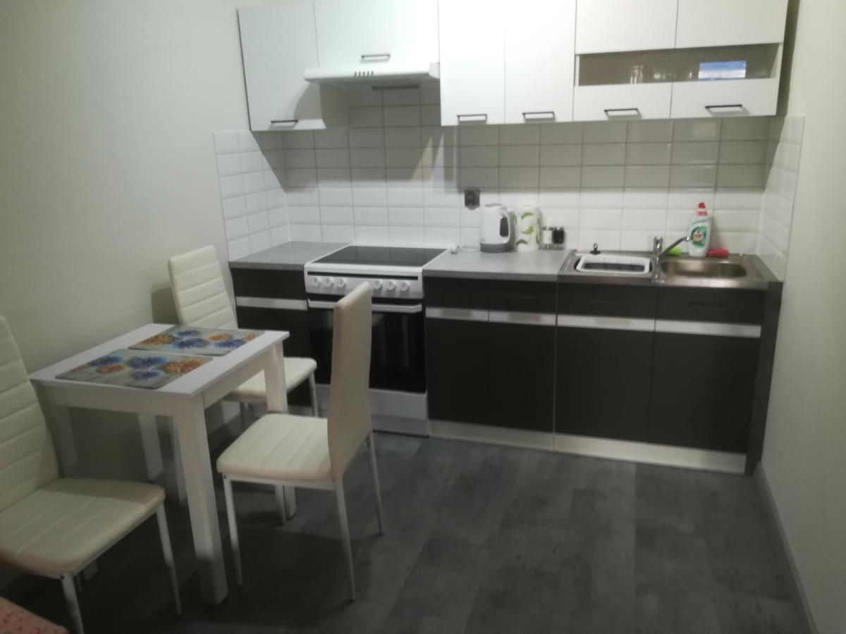 Viktoria Apartment Elk Luaran gambar